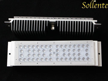 แสงสีขาวกลางวัน OSRAM S5 ส่วนประกอบไฟถนนไฟ LED Non Glare 5500 - 6000K
